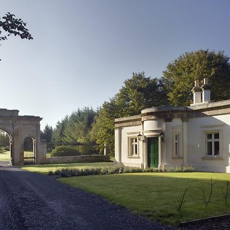 Triumphal Arch Lodge Creagh Exterior photo