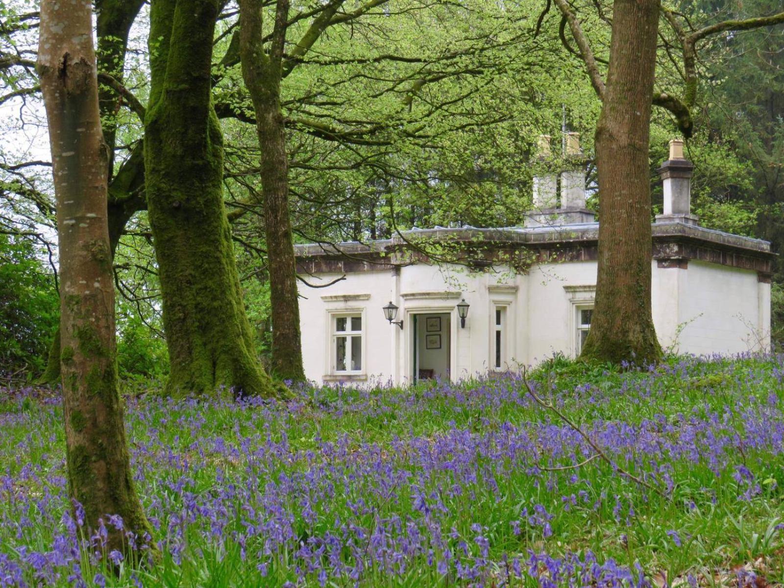 Triumphal Arch Lodge Creagh Exterior photo