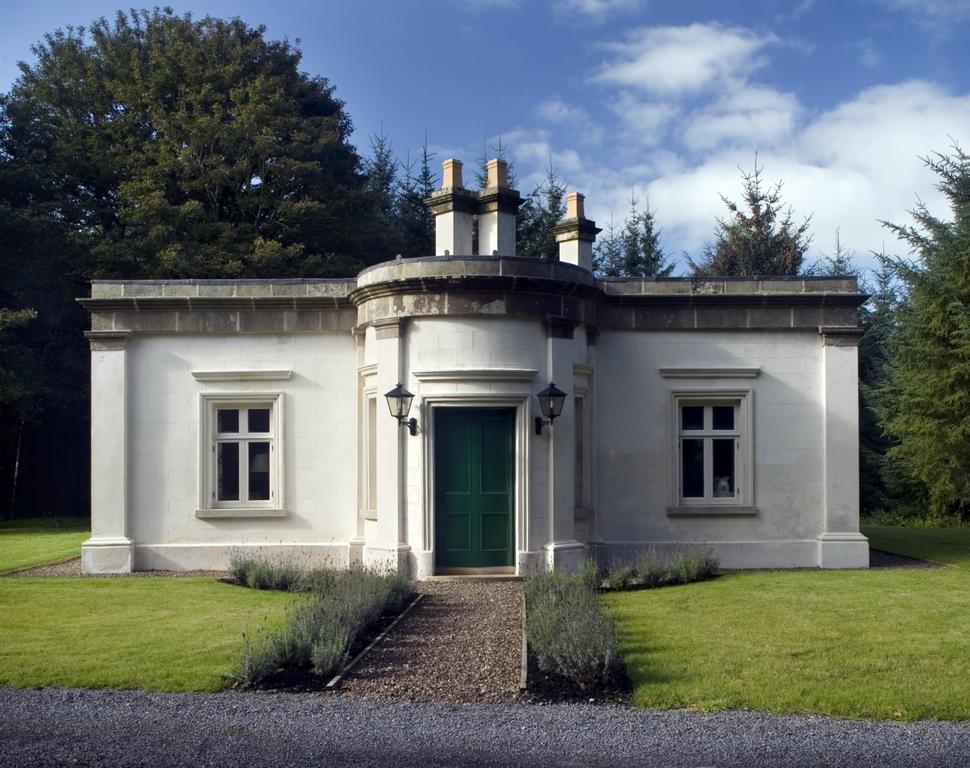 Triumphal Arch Lodge Creagh Exterior photo